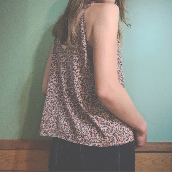 Abercrombie & Fitch floral tank top - Picture 2 of 6